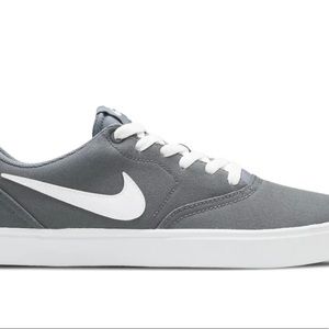 Nike SB check - womens 7